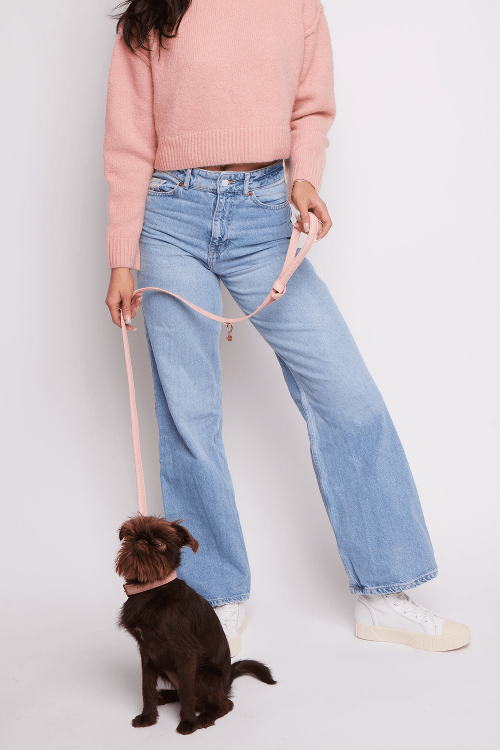 color: peach