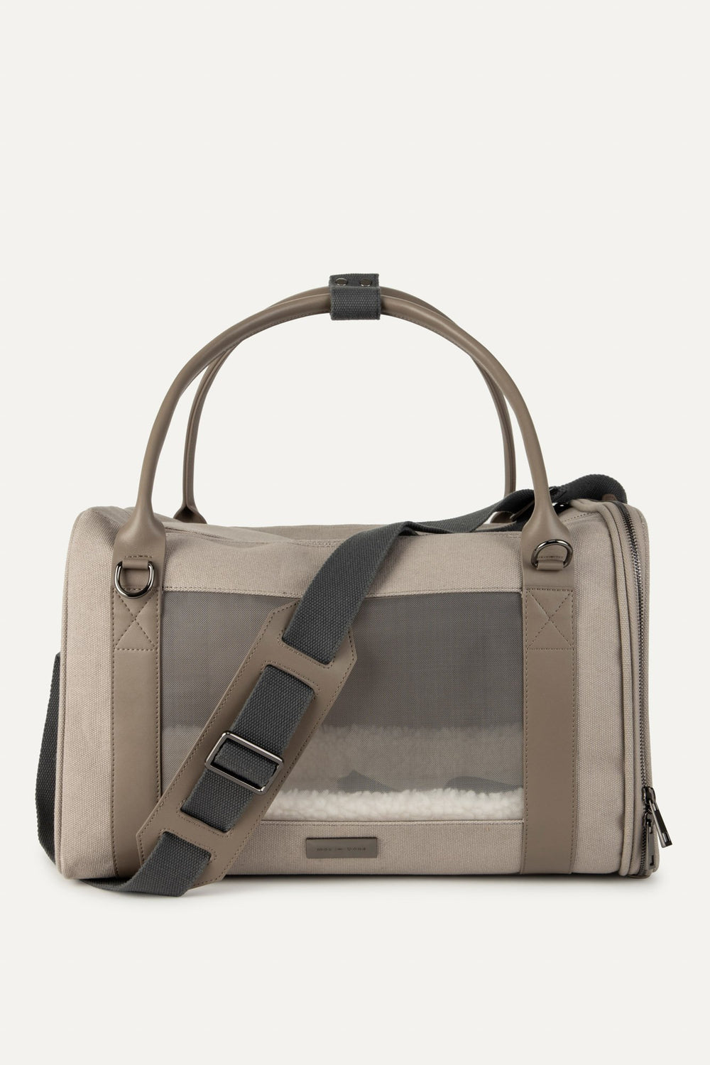 Maxbone Global Citizen Pet Carrier Bag Maxbone Global Citizen Pet Carrier Bag