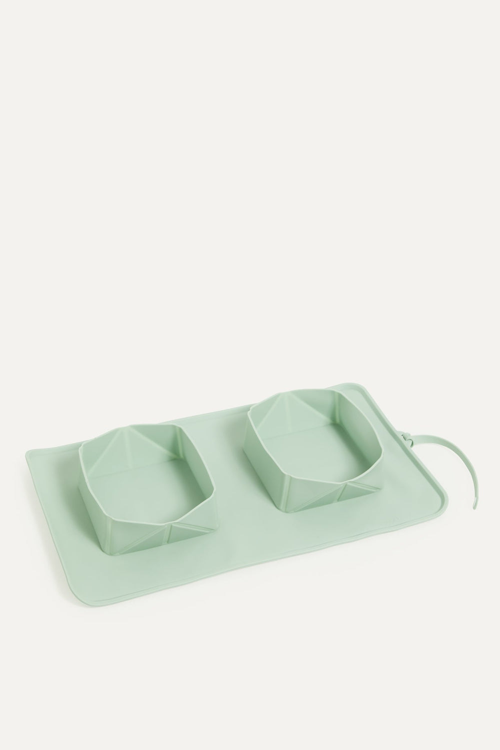 Portable Dog Bowls Lightweight Silicone Roll-Up | maxbone Peach